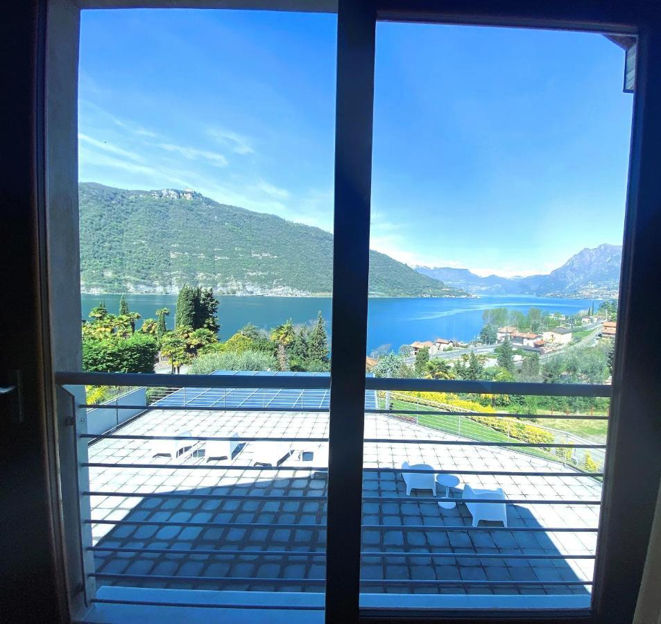 Vela Di Soleville Camere Con E Senza Vista Lago Con Ristorante & Pizzeria Sale Marasino Exterior photo
