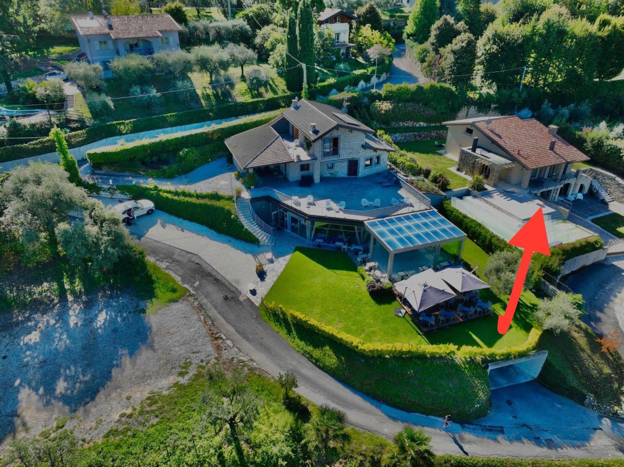 Vela Di Soleville Camere Con E Senza Vista Lago Con Ristorante & Pizzeria Sale Marasino Exterior photo